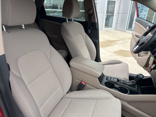 Used 2021 Hyundai Tucson SE FWD image 32