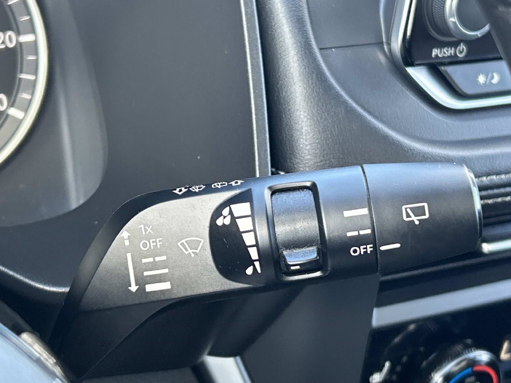 Certified 2023 Nissan Rogue SV w/ SV Premium B Package AWD/4WD image 31