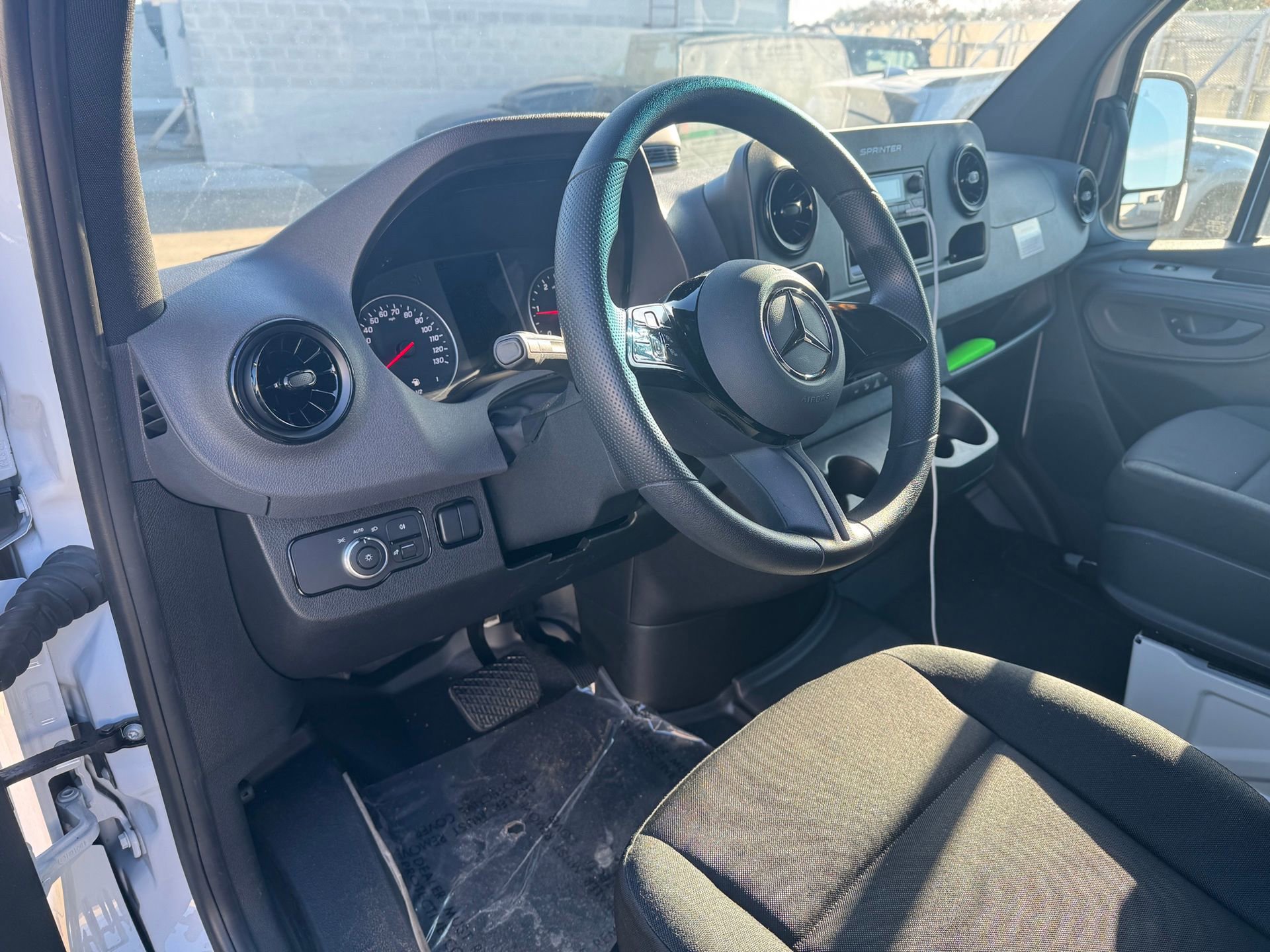 New 2025 Mercedes-Benz Sprinter 2500 image 6