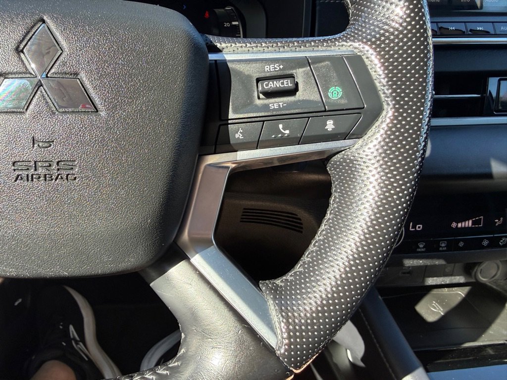 Used 2022 Mitsubishi Outlander SE FWD image 29