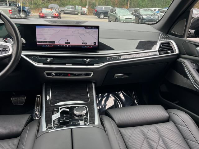 Used 2024 BMW X5 xDrive50e w/ M Sport Package AWD/4WD image 15