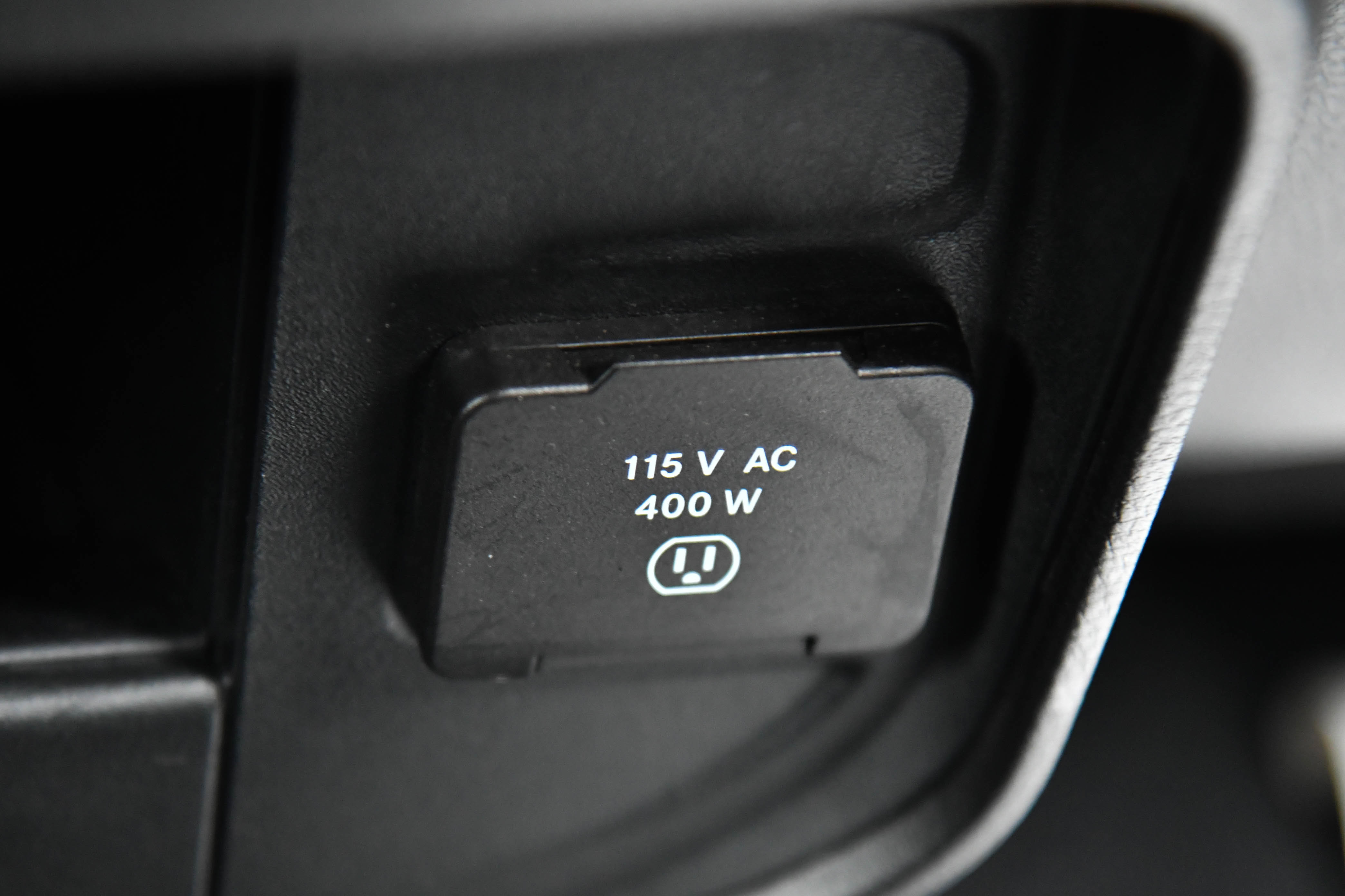 Used 2024 RAM 2500 Laramie image 34