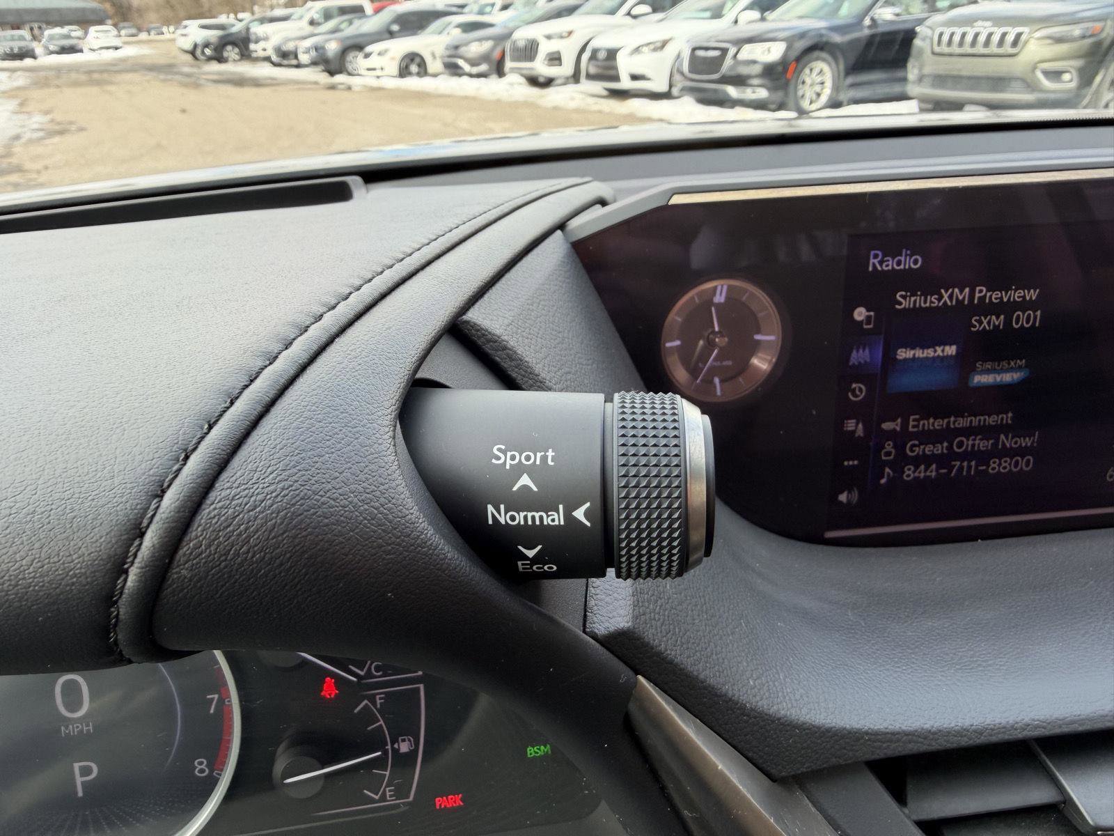 Used 2019 Lexus ES 350 w/ Accessory Package 2 image 13