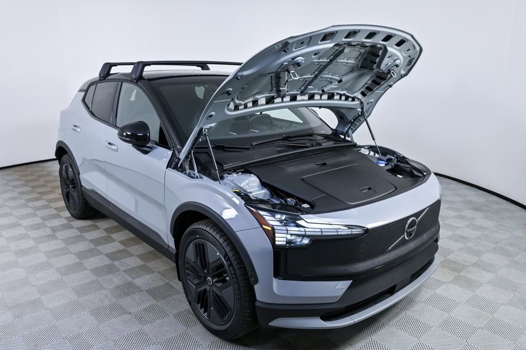 New 2026 Volvo EX30 Cross Country Ultra w/ Protection Package Premier image 30