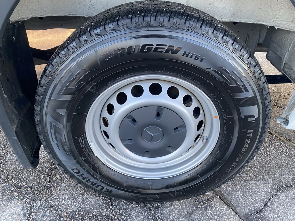 Used 2024 Mercedes-Benz Sprinter 2500 image 19