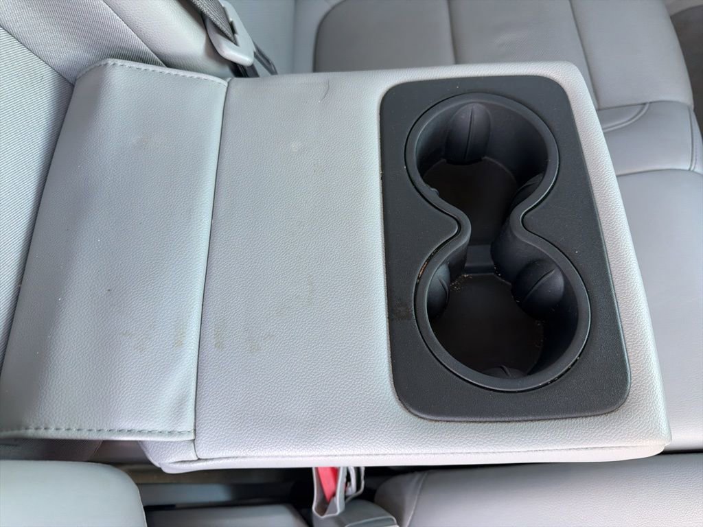 Used 2023 GMC Acadia SLT image 34