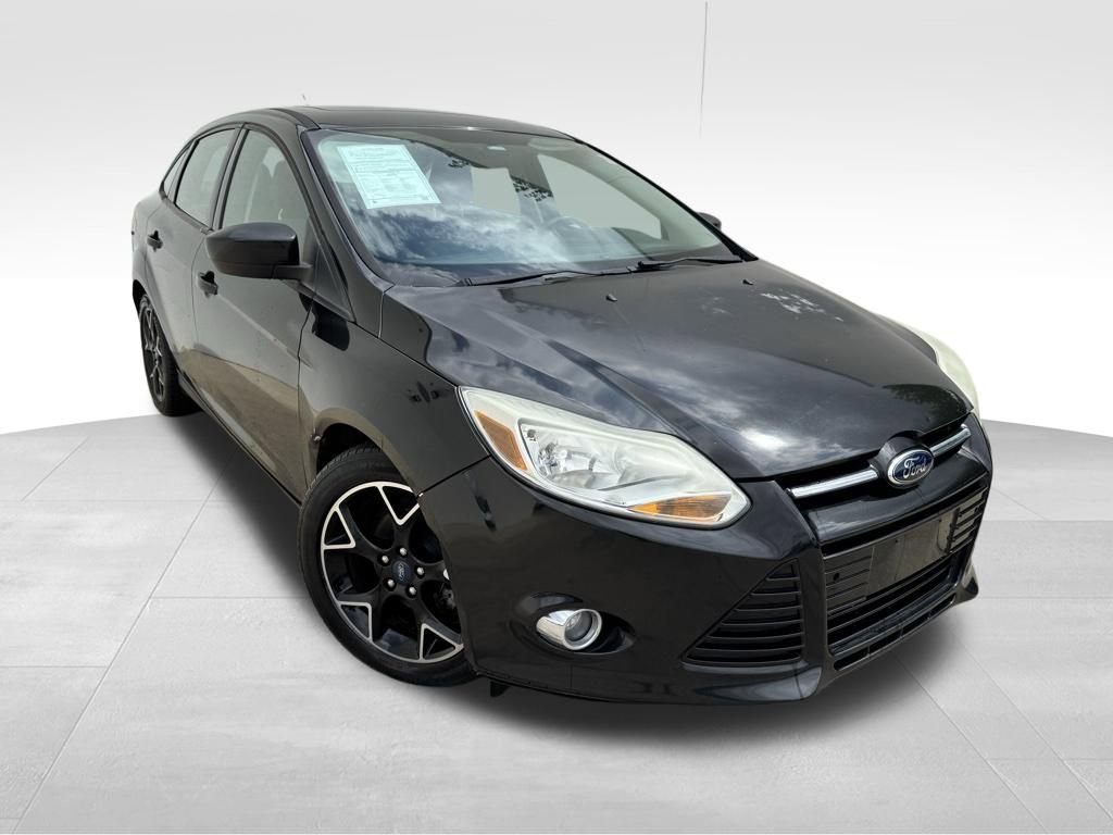 Used 2012 Ford Focus SE image 2