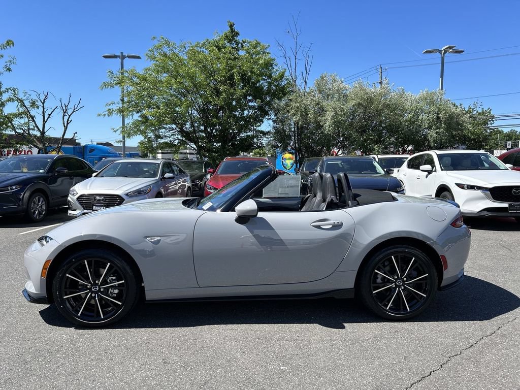 New 2026 MAZDA MX-5 Miata Grand Touring w/ Appearance Package RWD image 5