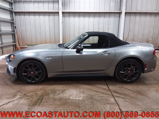 Used 2017 FIAT 124 Spider Abarth RWD image 6