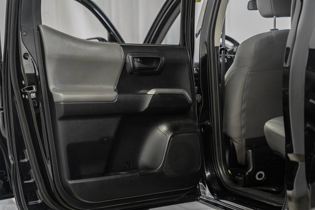 Used 2019 Toyota Tacoma SR5 image 33