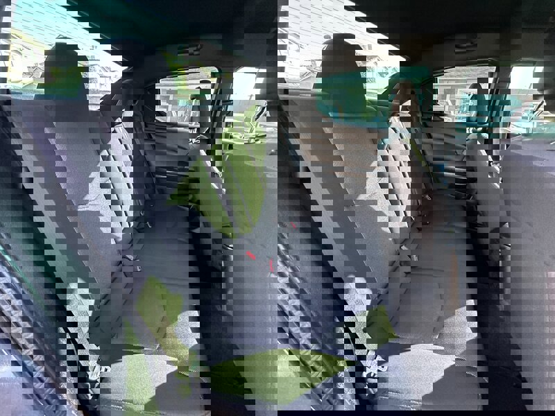 Used 2014 Dodge Avenger SE FWD image 22