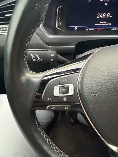 Used 2021 Volkswagen Tiguan SEL Premium R-Line AWD/4WD image 16