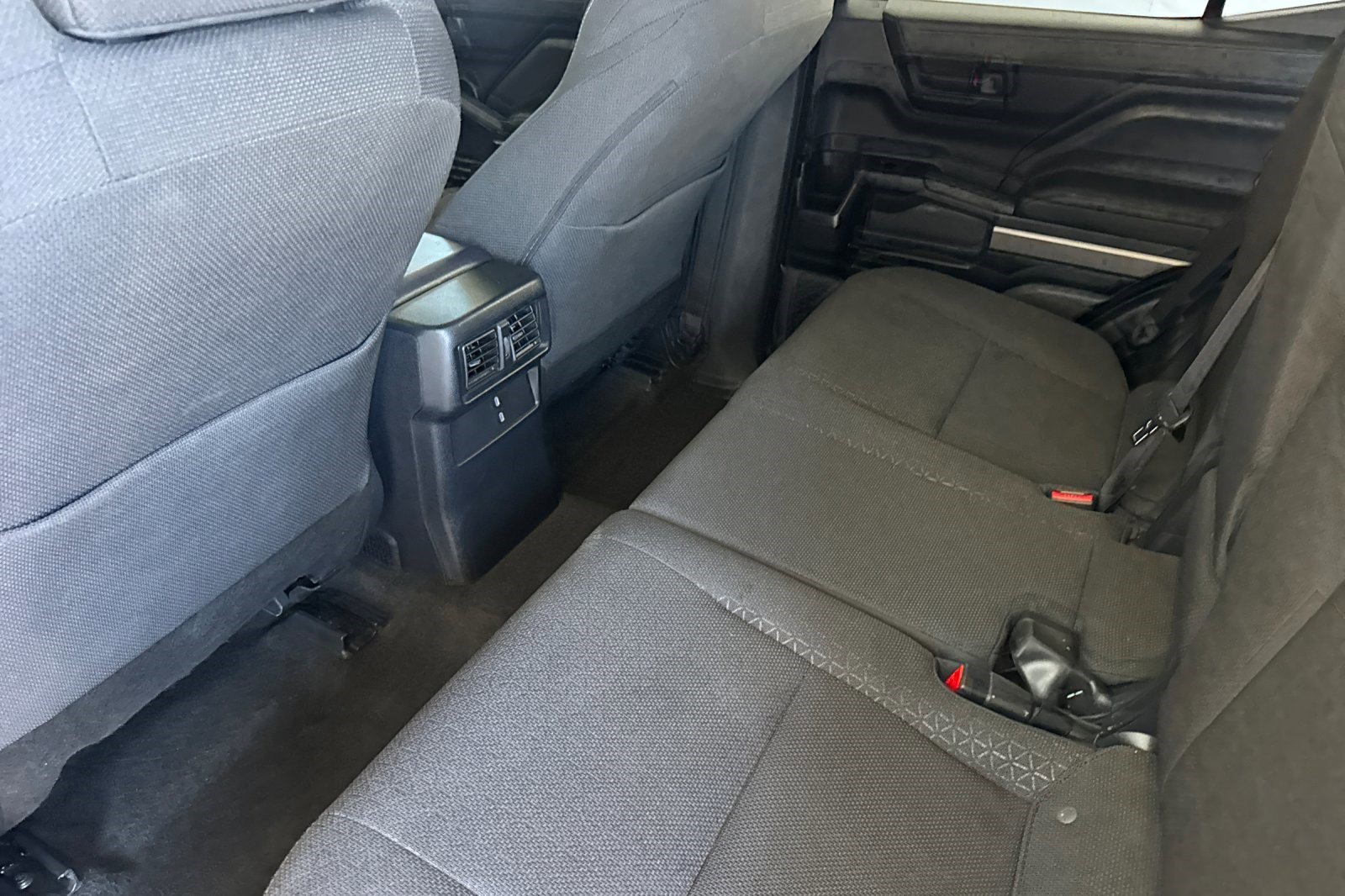 Certified 2025 Toyota 4Runner SR5 AWD/4WD image 27