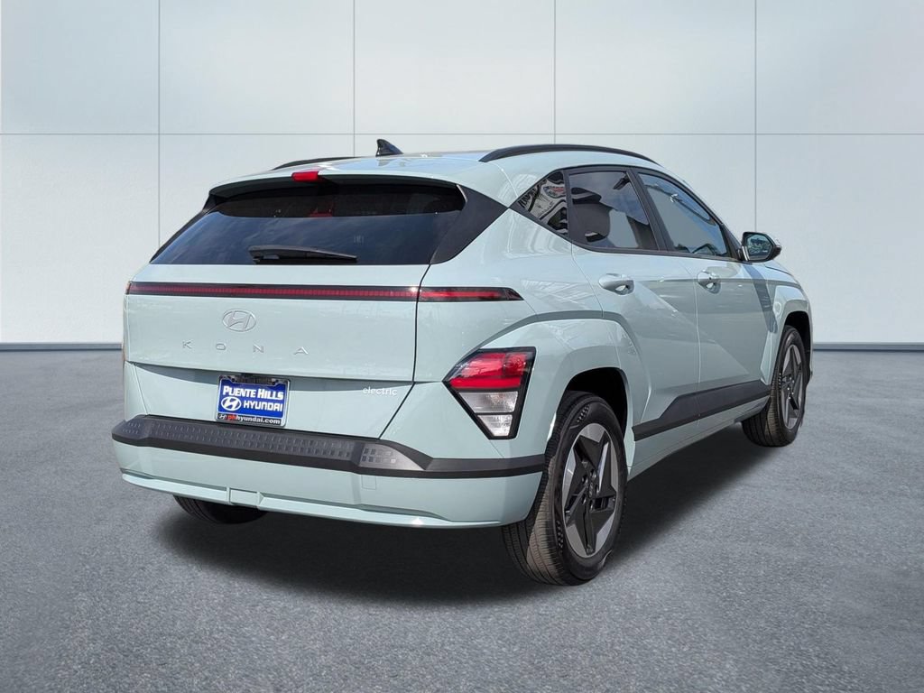 Certified 2024 Hyundai Kona SEL FWD image 5