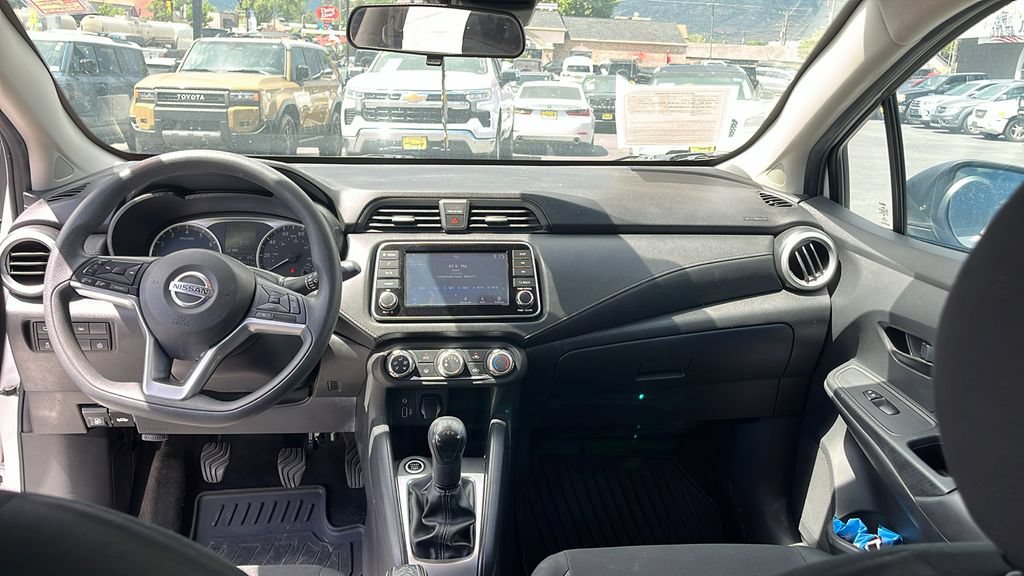 Used 2020 Nissan Versa S FWD image 16
