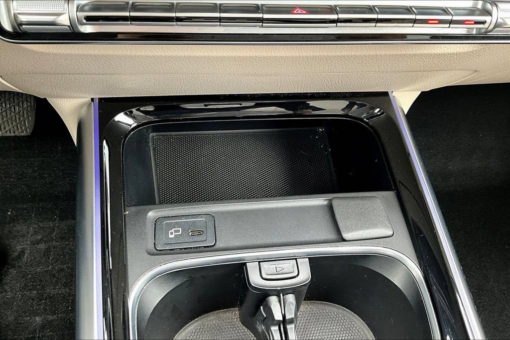 Used 2022 Mercedes-Benz GLA 250 4MATIC image 16