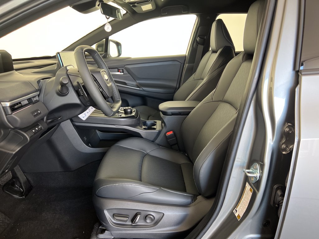 New 2026 Subaru Solterra AWD/4WD image 11