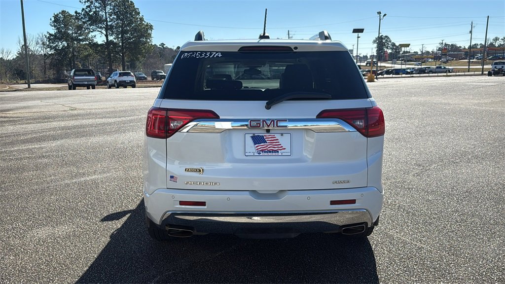 Used 2017 GMC Acadia Denali w/ Technology Package image 7