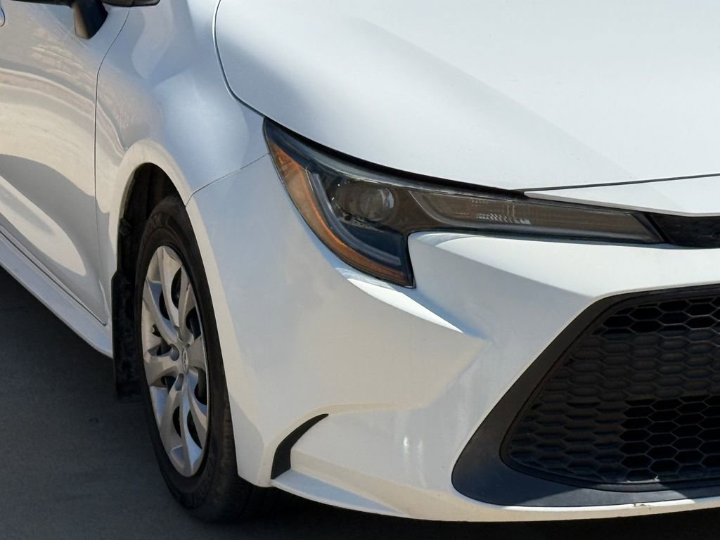 Used 2020 Toyota Corolla LE FWD image 5