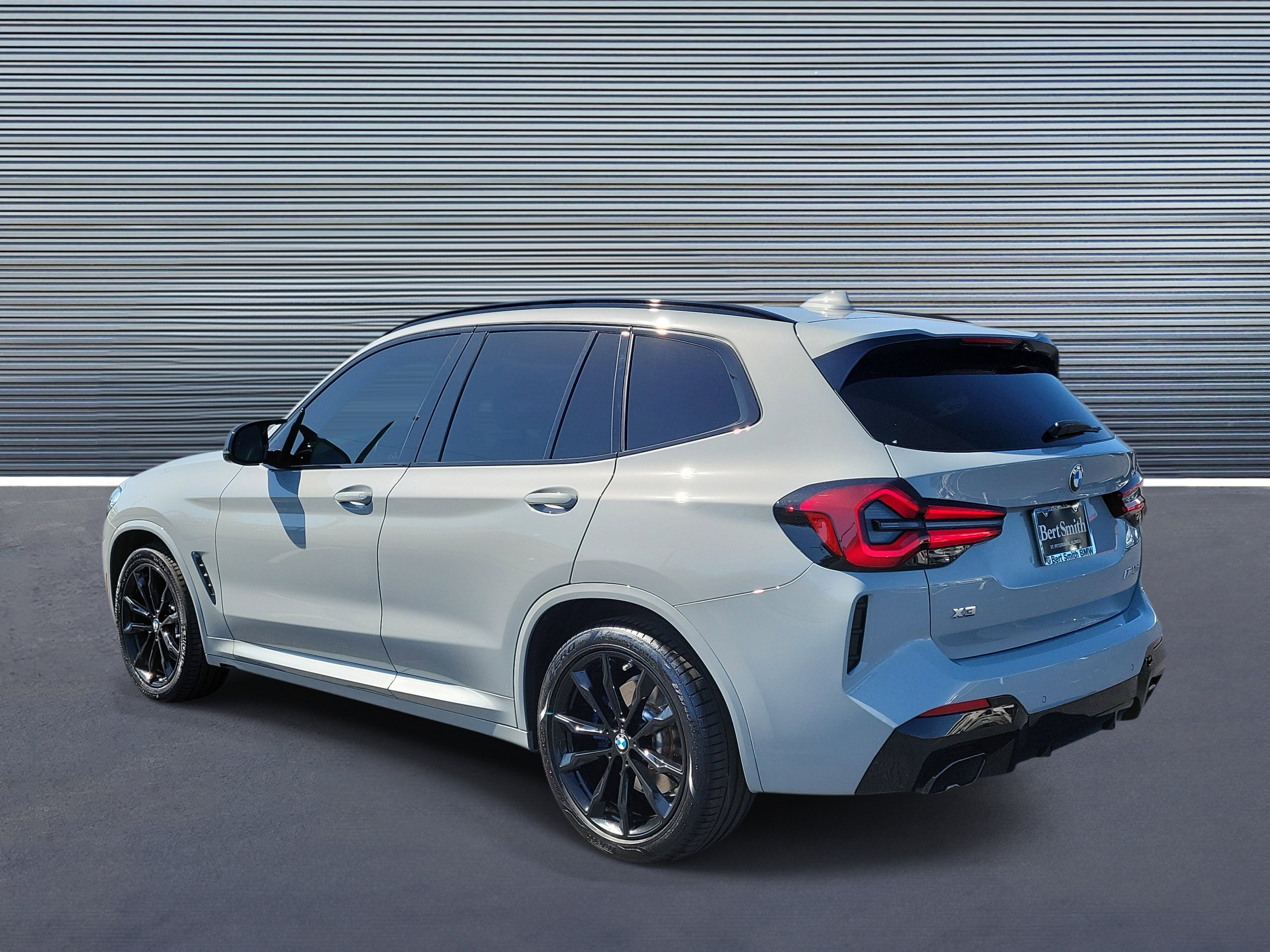 Used 2022 BMW X3 M40i image 4