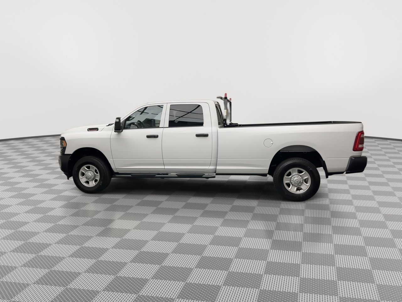 Used 2024 RAM 3500 Tradesman w/ Safety Group image 37