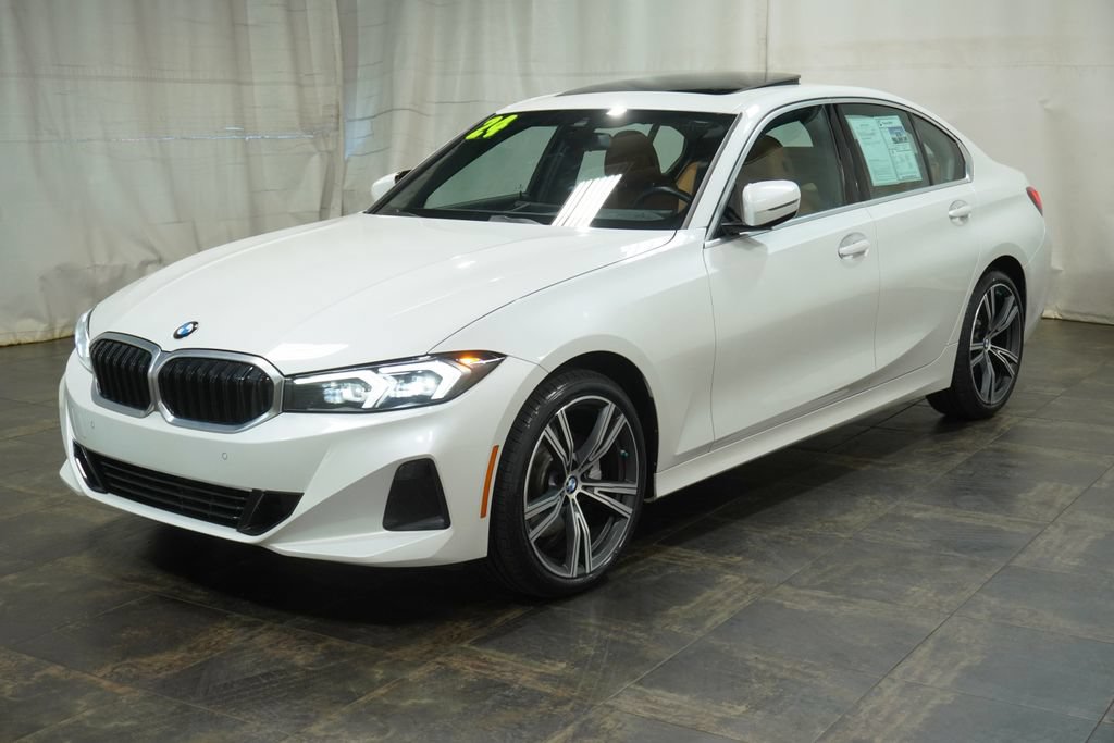 Used 2024 BMW 330i xDrive Sedan w/ Convenience Package AWD/4WD image 2