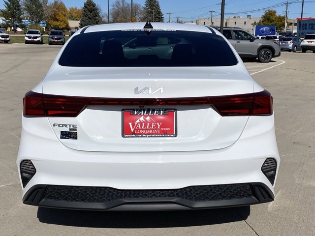 Used 2022 Kia Forte Sedan image 4