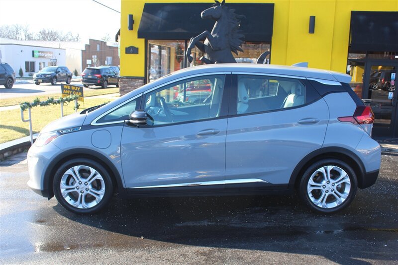 Used 2019 Chevrolet Bolt LT FWD image 19