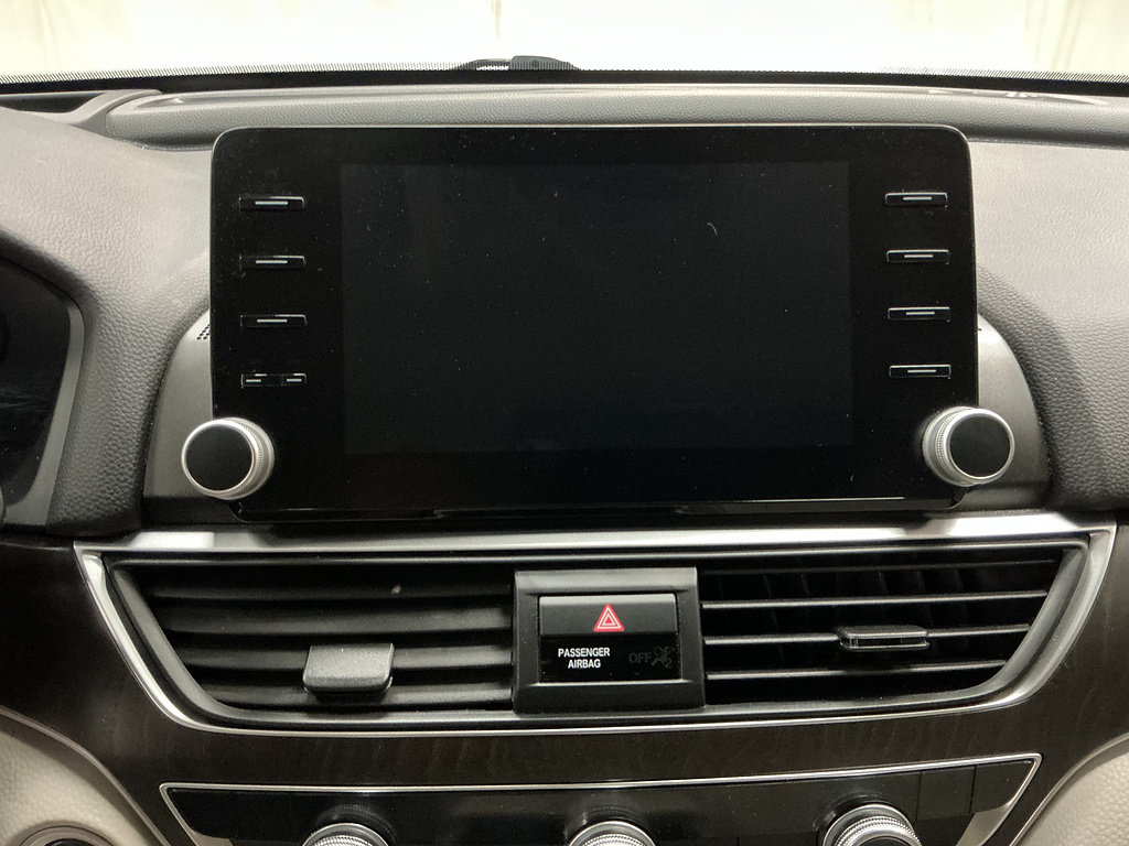 Used 2019 Honda Accord Touring image 16