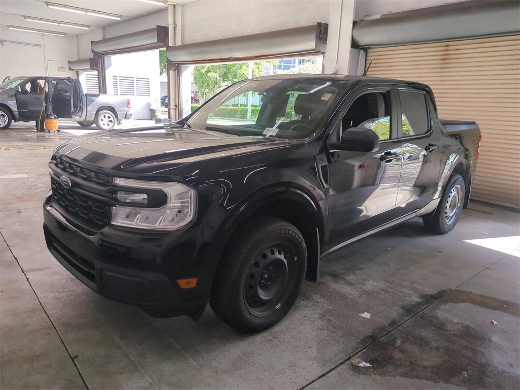 Used 2023 Ford Maverick XL image 9