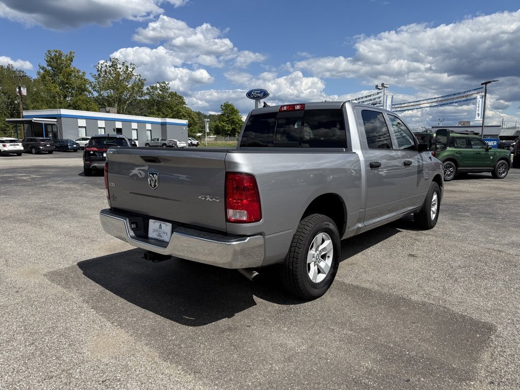 Used 2023 RAM 1500 Classic SLT w/ Trailer & Traction Group image 9