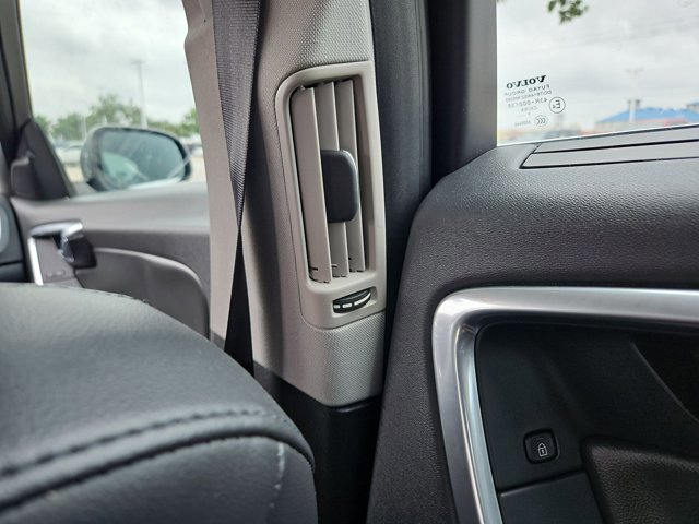 Used 2018 Volvo S60 T5 Inscription AWD/4WD image 16