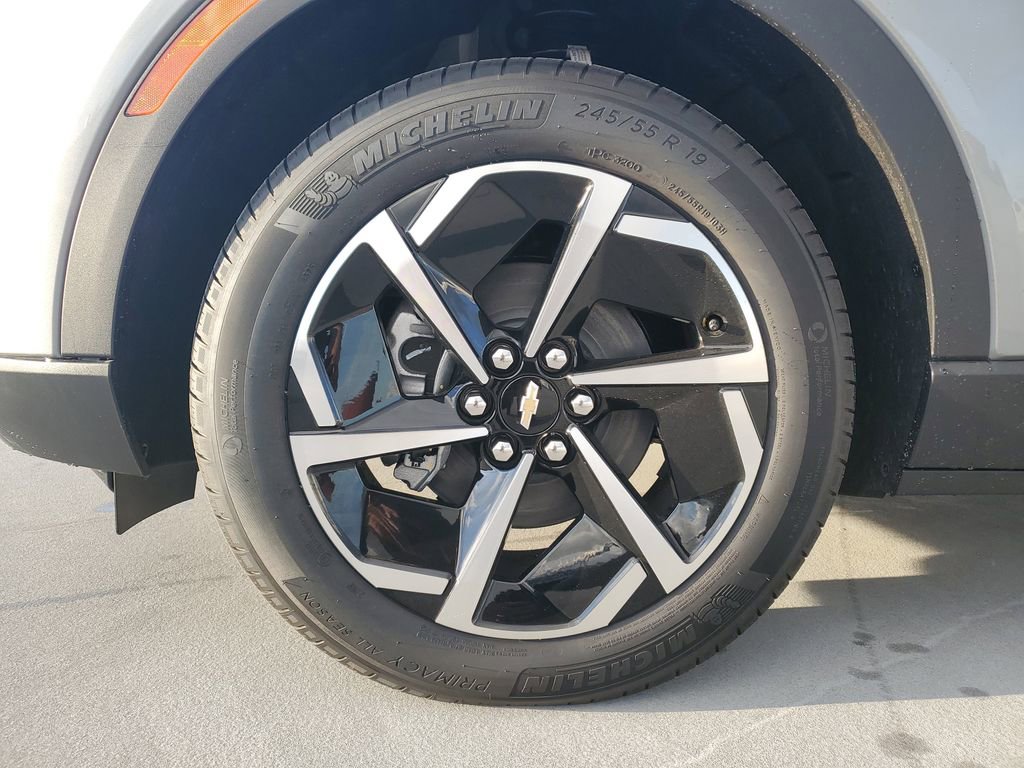 New 2026 Chevrolet Equinox EV LT image 6