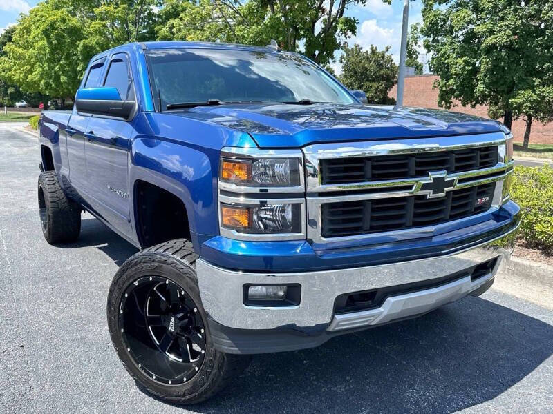 Used 2015 Chevrolet Silverado 1500 LT w/ All Star Edition AWD/4WD image 3