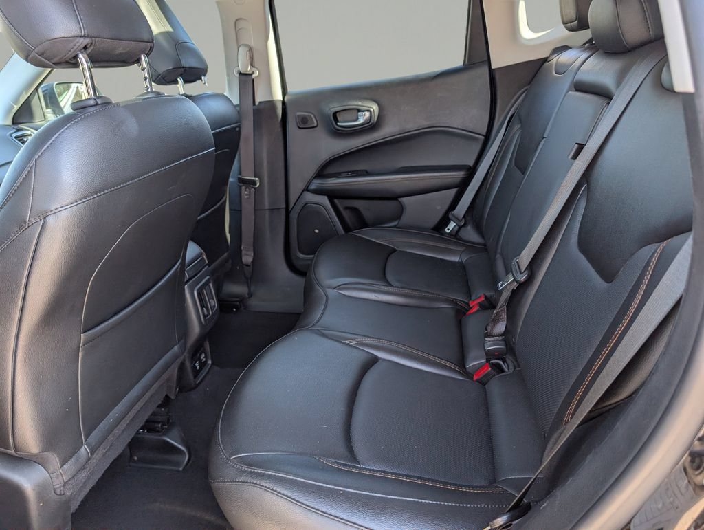 Used 2021 Jeep Compass Limited w/ Sun and Sound Group AWD/4WD image 14