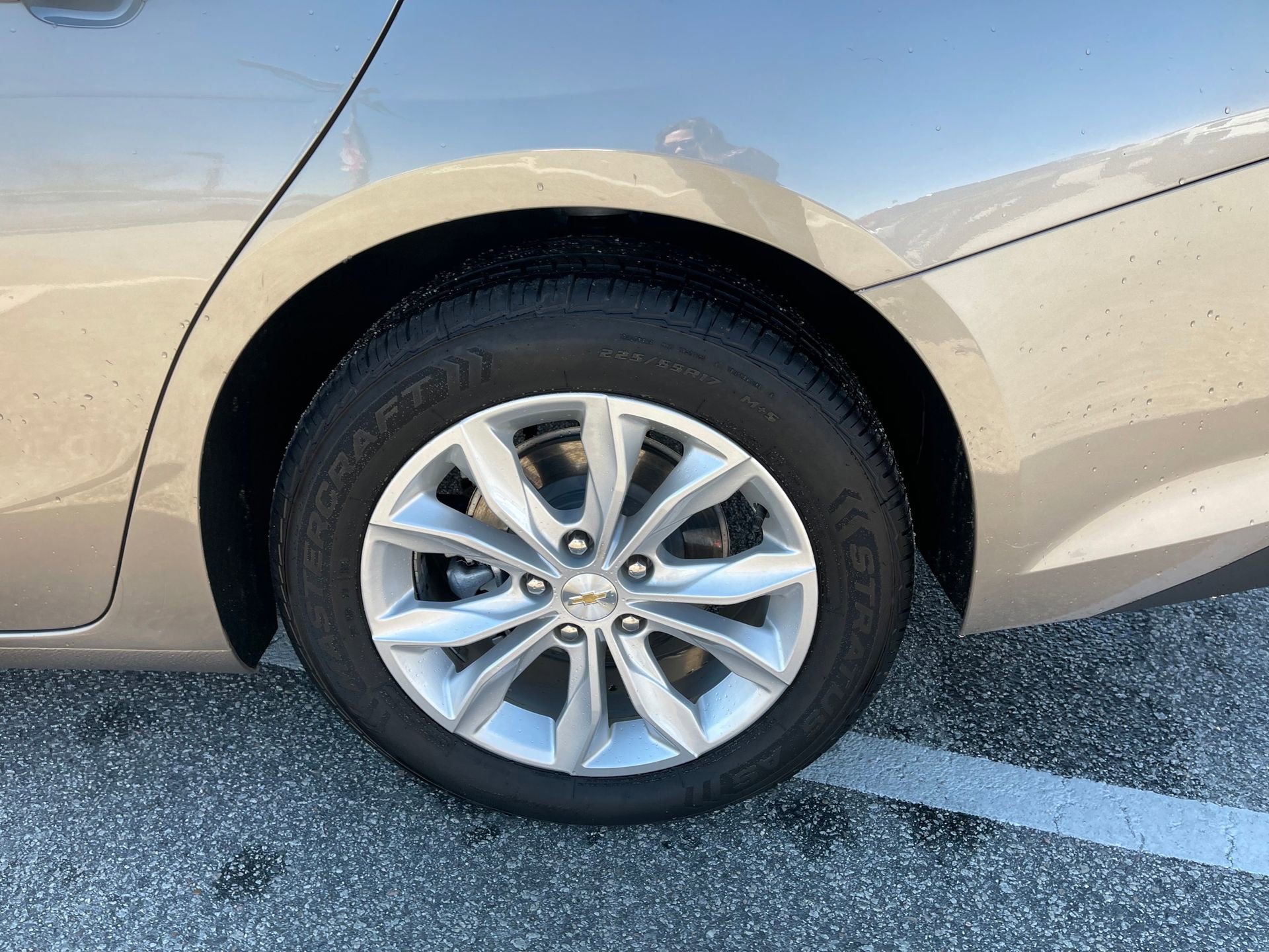 Used 2025 Chevrolet Malibu LT image 9