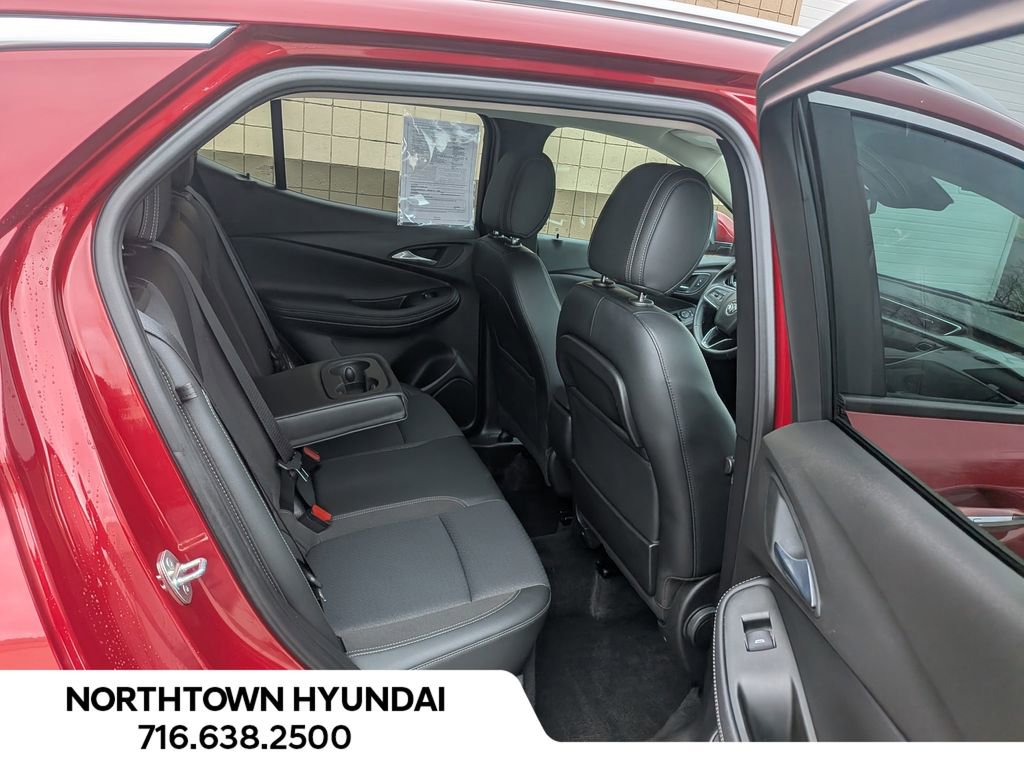 Used 2021 Buick Encore GX Select image 32