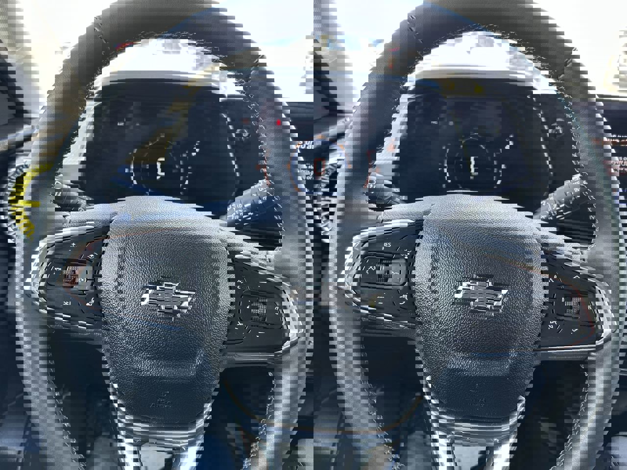 Used 2024 Chevrolet Trax ACTIV w/ Sunroof Package image 25