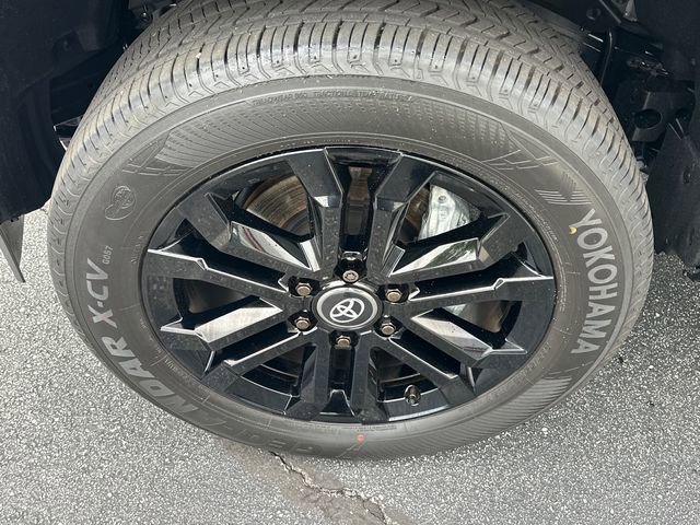 Used 2026 Toyota 4Runner 4WD image 28