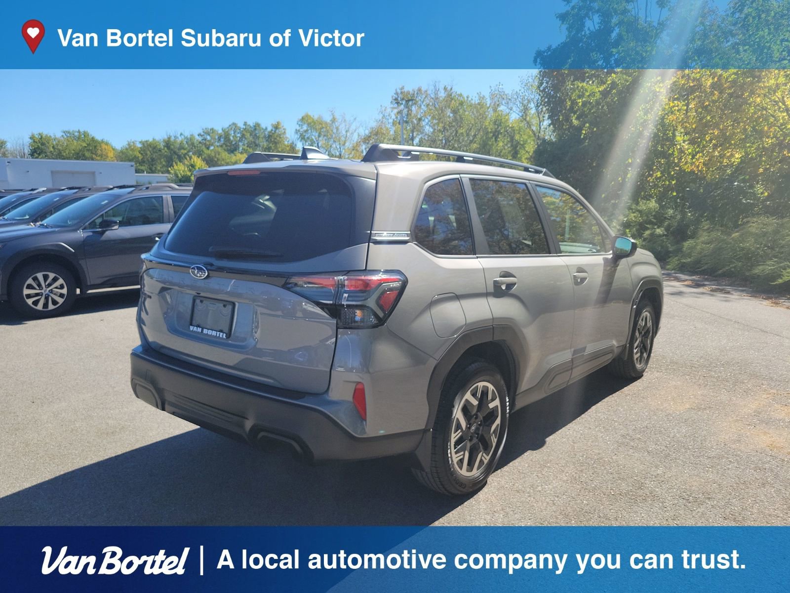 Used 2025 Subaru Forester Premium image 5