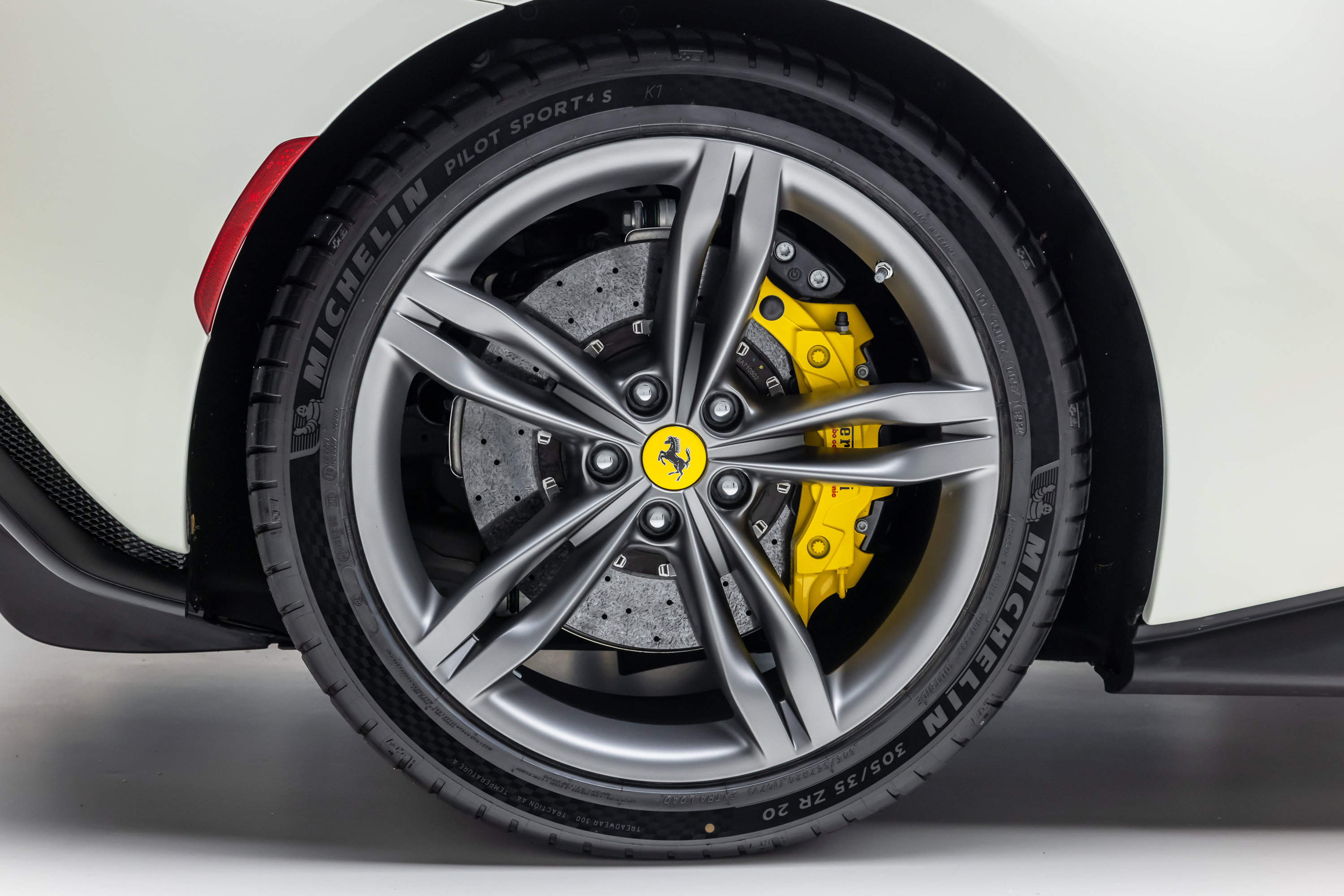 Used 2022 Ferrari 296 GTB RWD image 22