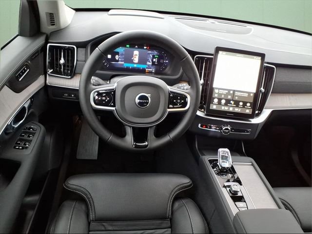 New 2026 Volvo XC90 T8 Ultra w/ Protection Package Premier image 11