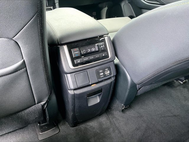 Used 2024 Subaru Ascent Onyx Edition Limited AWD/4WD image 24