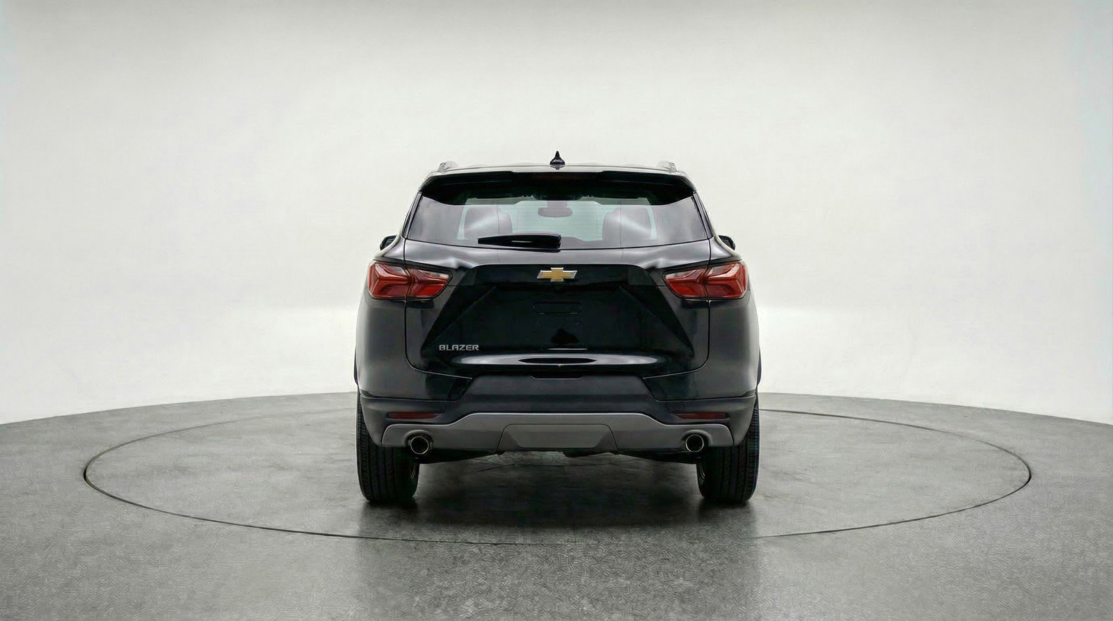 Used 2025 Chevrolet Blazer LT FWD image 7