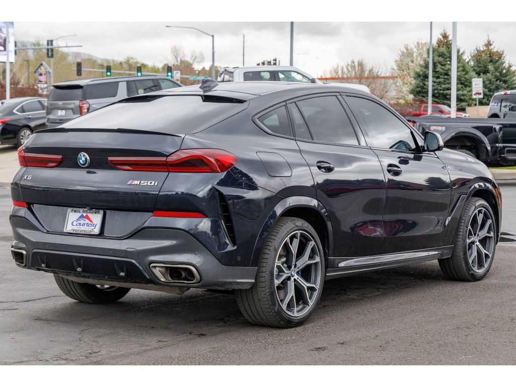 Used 2023 BMW X6 M50i w/ Parking Assistance Package image 3