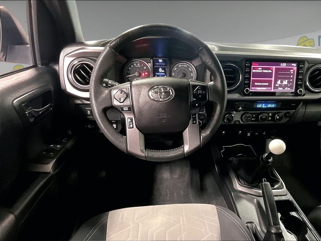 Certified 2022 Toyota Tacoma TRD Sport w/ Technology Package AWD/4WD image 17