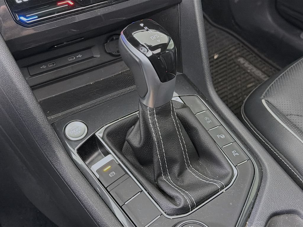 Used 2024 Volkswagen Tiguan SEL R-Line AWD/4WD image 20