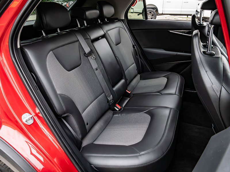 Used 2023 Kia Niro EX FWD image 22