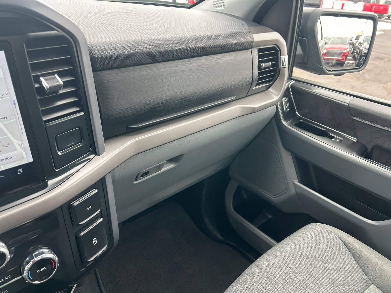 Used 2024 Ford F150 XLT AWD/4WD image 55