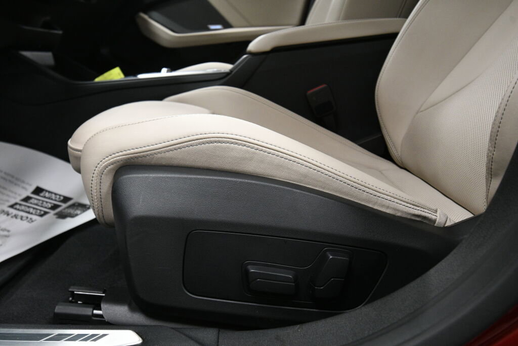 Used 2025 BMW 228i xDrive AWD/4WD image 10